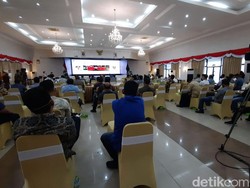 Pemprov Riau Kumpulkan Ratusan Perusahaan-Petani Sawit Cegah Karhutla