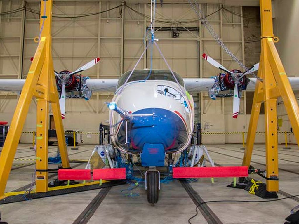 Tampang Pesawat Listrik NASA yang Punya 14 Baling-baling
