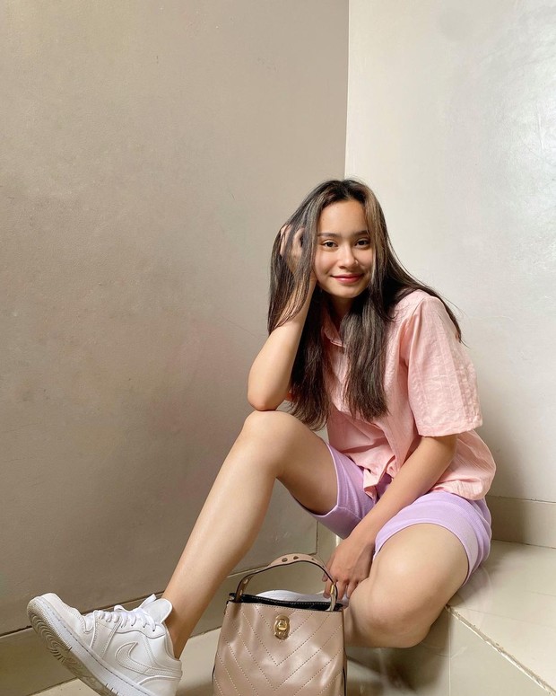 Potret Satine Zaneta