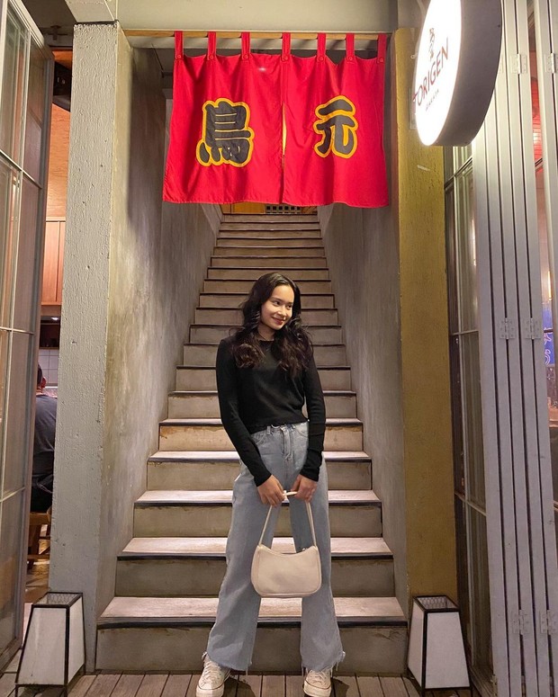 Potret Satine Zaneta