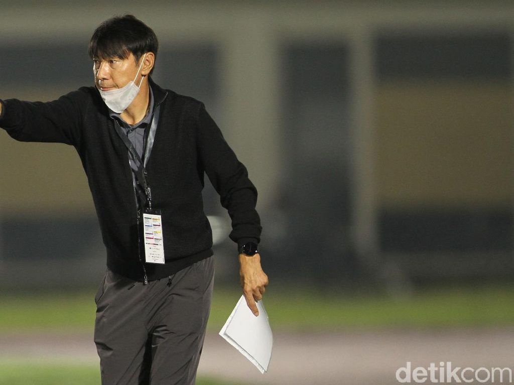 Sesmenpora Benarkan Shin Tae-yong Masuk HCU karena COVID-19 Sesmenpora Benarkan Shin Tae-yong Masuk HCU karena COVID-19