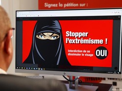 Swiss Gelar Referendum Bahas Larangan Cadar