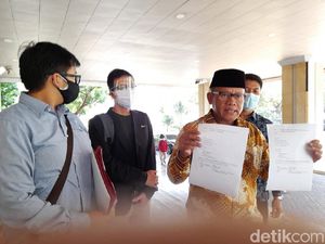 Datangi Balai Kota, Kuasa Hukum Korban Banjir DKI 2021 Tuntut Ganti Rugi