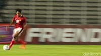 Memasuki menit-menit akhir, masih tidak ada gol tambahan tercipta.