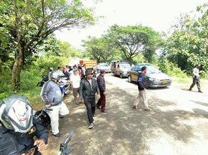 Warga Geruduk Lokasi Galian Tambang Pasir di Cijati Majalengka