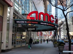 Cabut Pembatasan, Warga New York Menuju Hidup Normal