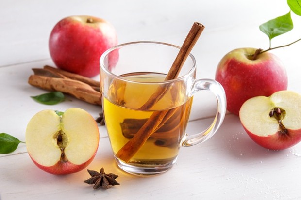 Keasaman cuka sari apel membantu meningkatkan kadar asam lambung, beberapa teori menunjukkan bahwa mulas terjadi ketika asam lambung rendah.