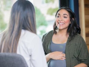 Memahami Apa Itu Psikiater, Bedanya dengan Psikolog, dan Prospek Kariernya