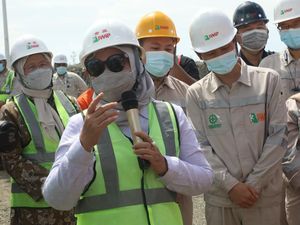 Menaker Mau Kawasan Industri Weda Bay Tekan Pengangguran di Maluku