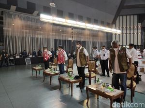 Menhub-Kepala BNPB Kunjungi PPI Curug Tinjau Persiapan KBM Tatap Muka Taruna Menhub-Kepala BNPB Kunjungi PPI Curug Tinjau Persiapan KBM Tatap Muka Taruna