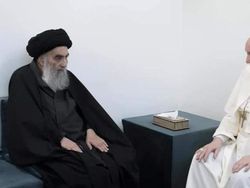 Paus Fransiskus dan Ulama Syiah Bahas Keselamatan Umat Kristen di Irak