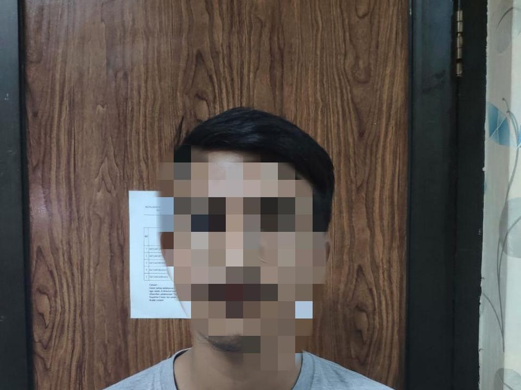 Polisi Tangkap Pemuda yang Bertingkah Bak Koboi Jalanan di Cianjur Polisi Tangkap Pemuda yang Bertingkah Bak Koboi Jalanan di Cianjur