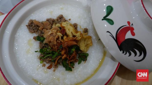 Rekomendasi Kuliner Sentul 1. Pasar Bersih Sentul CityBubur TakingKayu Mas, kafe sekaligus toko organikSuasana food court 2. Antology Coffee and TeaKedai kopi dengan pandangan telaga.3. Restoran Sawah Segar SentulRestoran semi outdoor dengan konsep makan di saung tengah sawah. 4. Tad's DelightKafe di kawasan Taman Budaya Sentul.