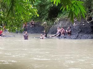 3 Remaja Putri Terseret Arus Sungai di Lombok, 2 Tewas Tenggelam