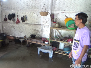 Banjir Luapan Sungai Gogosan di Lumajang Rendam Puluhan Rumah Warga