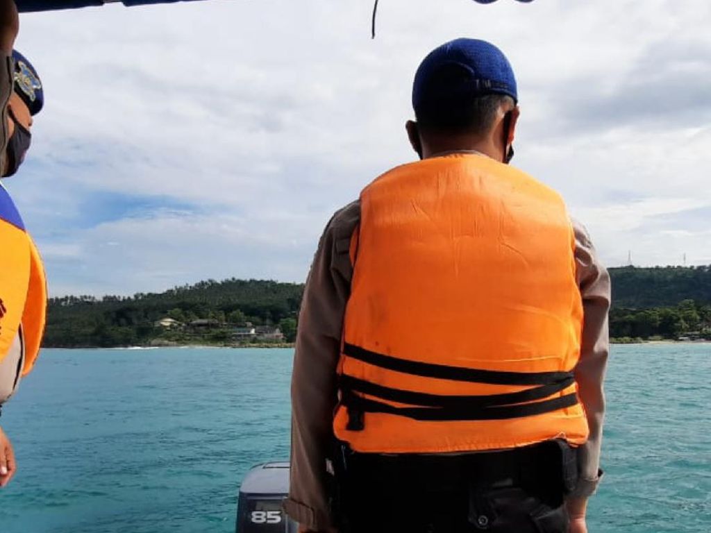 Dua Bocah Tenggelam di Dermaga Regional Karangsari Palabuhanratu Dua Bocah Tenggelam di Dermaga Regional Karangsari Palabuhanratu