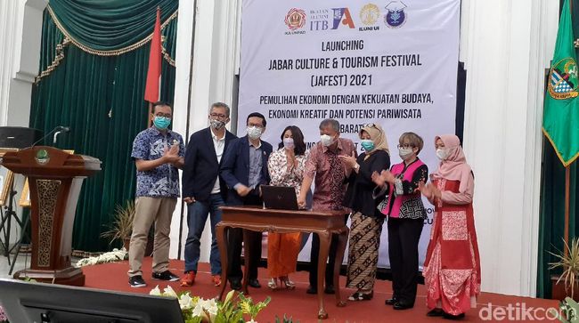 Upaya Pulihkan Ekonomi, Alumni Universitas di Jabar Gelar JaFest 2021 Upaya Pulihkan Ekonomi, Alumni Universitas di Jabar Gelar JaFest 2021