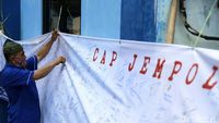 Ikrar Setia ke AHY, Kader Demokrat Lakukan Cap Jempol Darah