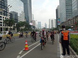 Minggu Pagi Banyak Pesepeda Masuk Jalur Umum di Sudirman, Ini Alasannya