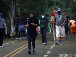 Orang yang Jalannya Lambat Bisa Lebih Berisiko Meninggal karena COVID-19