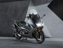 Yamaha Luncurkan TMAX Edisi Ultah Ke-20 Tahun