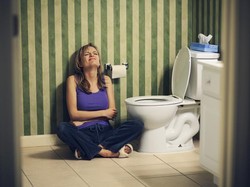 Tak Bisa BAB 10 Hari, Perut Mendadak Penuh Feses Sebesar Ular Piton