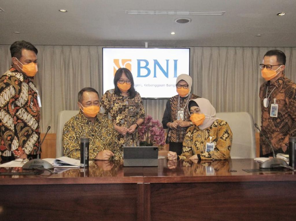 BNI Siapkan UMKM Binaan Jadi Pemain Global di Tengah Pandemi BNI Siapkan UMKM Binaan Jadi Pemain Global di Tengah Pandemi