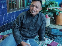 Kisah Penjual Cendol Dawet Kumpulkan Uang 6 Tahun Biar Bisa Kuliah