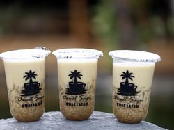 Bukan Tepung Beras, Cendol Dawet Legendaris Ini dari Sagu & Gula Merah