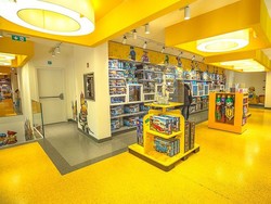 Lalat Benci Warna Kuning, Mitos atau Fakta? Begini Penjelasannya