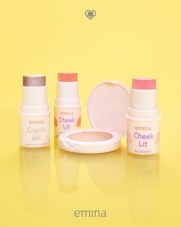 Emina Glow in The Blush/instagram.com/eminacosmetics Emina Blush On