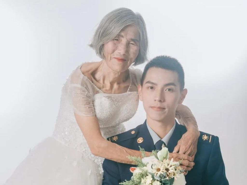 Viral Foto Pernikahan Nenek 85 Tahun Bareng Brondong, Ini Kisah di Baliknya