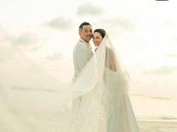 Dinikahi David Tjiptobiantoro di Maldives, Ini Gaun Cantik Julie Estelle