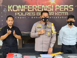 Viral Nyanyi Tanpa Masker, Polisi Sebut Wali Kota Blitar Hadir Sebagai Undangan