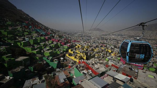 Kereta Gantung di Meksiko Jadi Angkutan Umum
