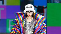 10 Koleksi Dolce & Gabbana Fall Winter 2021, Bergaya Futuristik