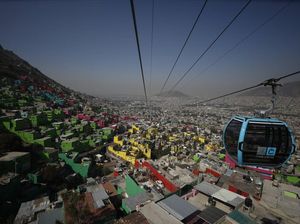 Meksiko Bangun Kereta Gantung untuk Transportasi Warga Kampung Kumuh