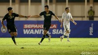 Namun, Timnas berhasil menggandakan keunggulan menjadi 2-0 pada menit ke-68. Koko Ari Araya menyundul bola liar usai Septian Bagaskara dan kiper Bali United beradu bola atas. Bola sempat dihalau Michael Orah, wasit memutuskan sudah terjadi gol.