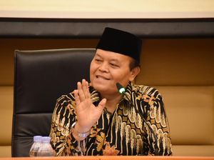 Hidayat Nur Wahid Apresiasi Jokowi Tutup Keran Investasi Miras Hidayat Nur Wahid Apresiasi Jokowi Tutup Keran Investasi Miras