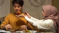 So Sweet! Rizky Billar Paling Suka Makan Disuapin Lesti Kejora