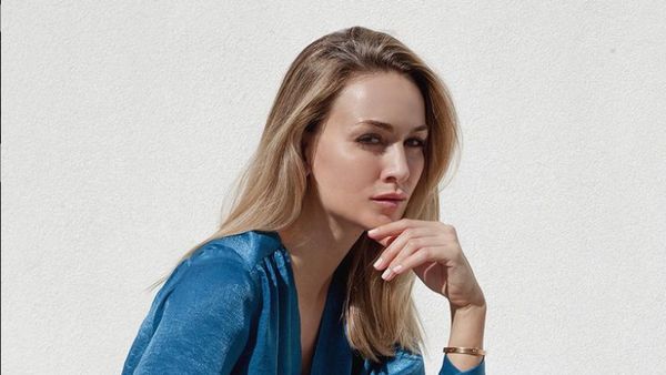 10 Pebalap Wanita Paling Seksi dan Berbakat