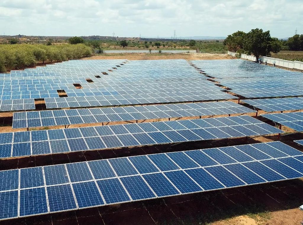 Dorong Penggunaan Energi Baru Terbarukan dengan Tenaga Surya Dorong Penggunaan Energi Baru Terbarukan dengan Tenaga Surya