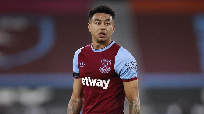 LONDON, ENGLAND - MARCH 08: Jesse Lingard of West Ham United looks on during the Premier League match between West Ham United and Leeds United at London Stadium on March 08, 2021 in London, England. Sporting stadiums around the UK remain under strict restrictions due to the Coronavirus Pandemic as Government social distancing laws prohibit fans inside venues resulting in games being played behind closed doors. (Photo by Ian Walton - Pool/Getty Images)