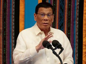 9 Pemberontak Komunis Filipina Tewas Usai Duterte Minta Aparat Abaikan HAM 9 Pemberontak Komunis Filipina Tewas Usai Duterte Minta Aparat Abaikan HAM