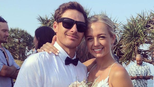 8 Foto Pasangan Suami Istri Jual Konten Seksi, Sebulan Raup Rp 400 Juta