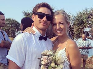 8 Foto Pasangan Suami Istri Jual Konten Seksi, Sebulan Raup Rp 400 Juta