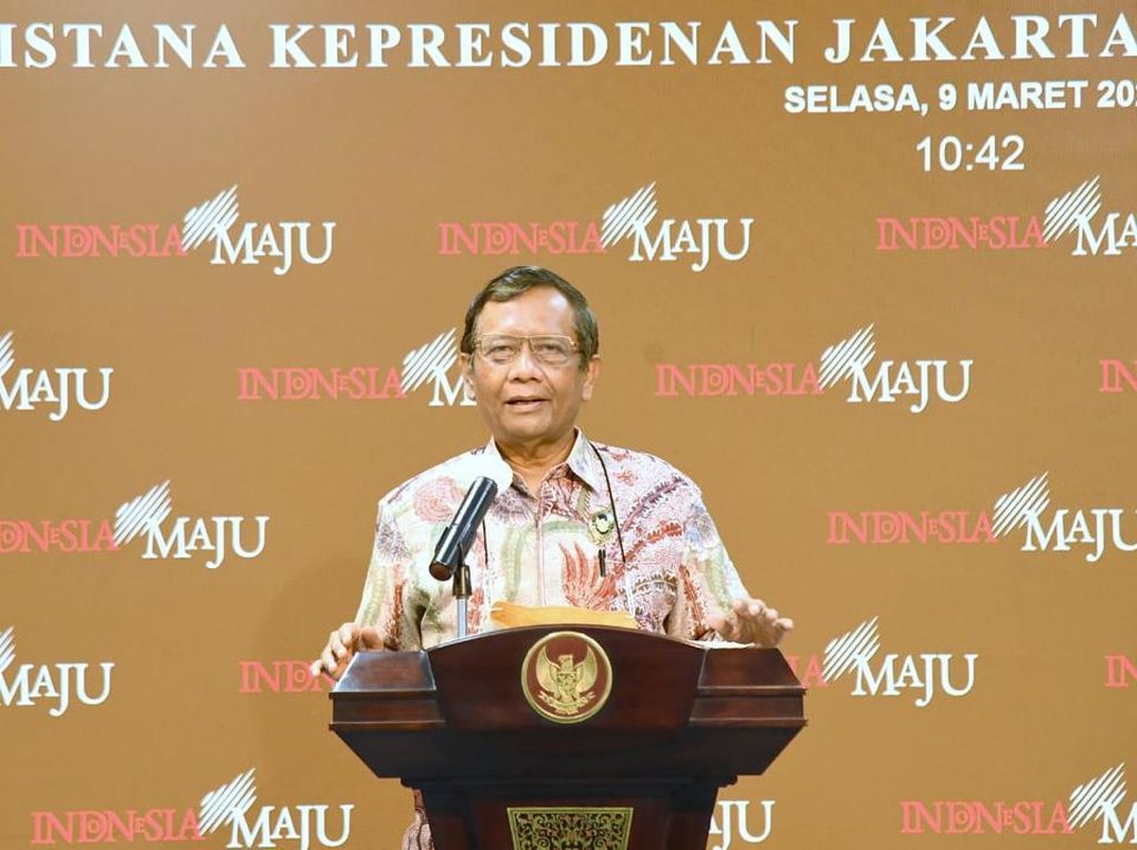 Mahfud: Teroris di Papua dan Poso Terdesak Dikejar Operasi Pemerintah Mahfud: Teroris di Papua dan Poso Terdesak Dikejar Operasi Pemerintah