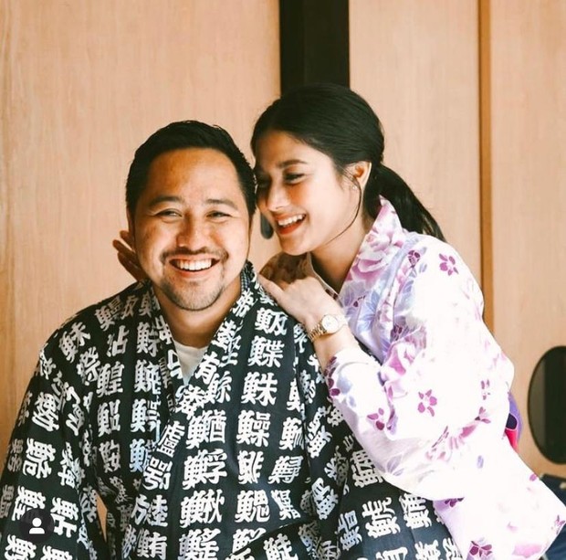 Naysila dan Manov/instagram.com/naymirdad Di tahun 2005 silam, Manov mendirikan perusahaan pertamanya yaitu PT. DSI Laser Indonesia.