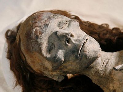 Foto-foto Penampakan Mumi Kerajaan Mesir Kuno