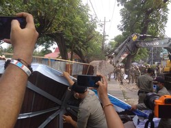 Penertiban Lahan di Krakatau Medan Ricuh, Satpol PP Dilempari Batu